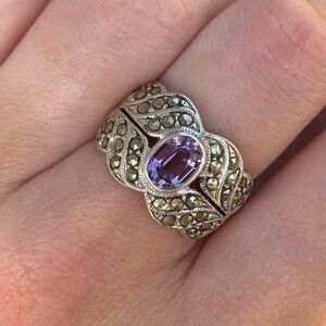 Vintage Amethyst & Marcasite Sterling Silver Ring